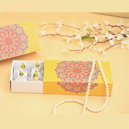 8 Cavity Chocolate Box